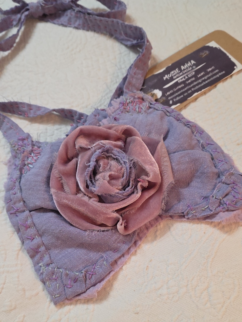 JABOT🩷MOSSIE ANNA ARTISAN DESIGN NWT